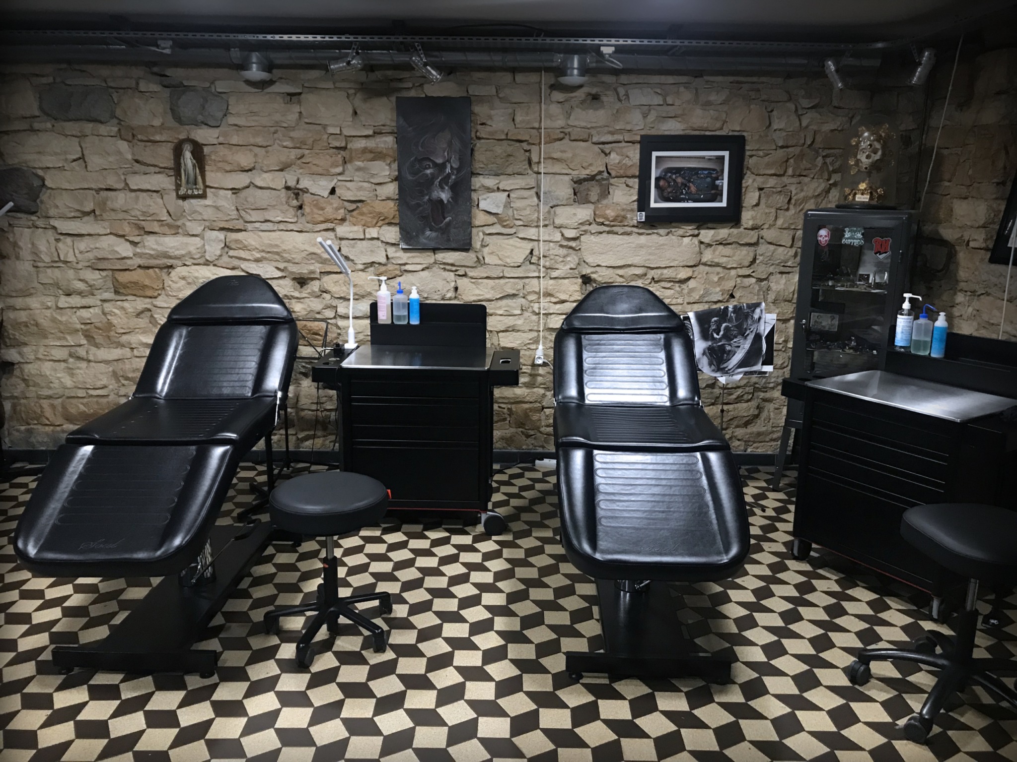 Bienvenue Chez 681 Tattoos 681 Tattoos Salon De Tatouages à Lyon 8489